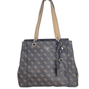 GUESS Kamryn Logo Shopper Shoulder Bag